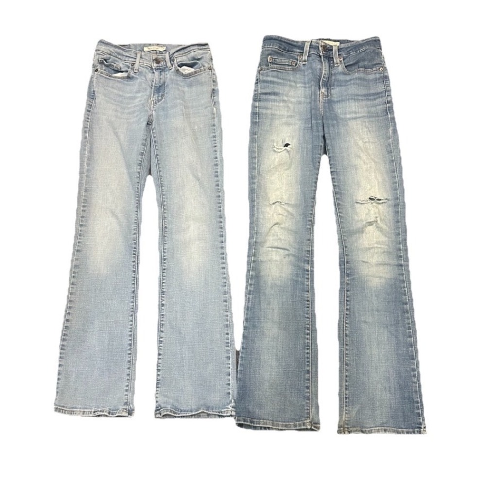 Two Pairs of Women's Levi's Jeans, Size 27